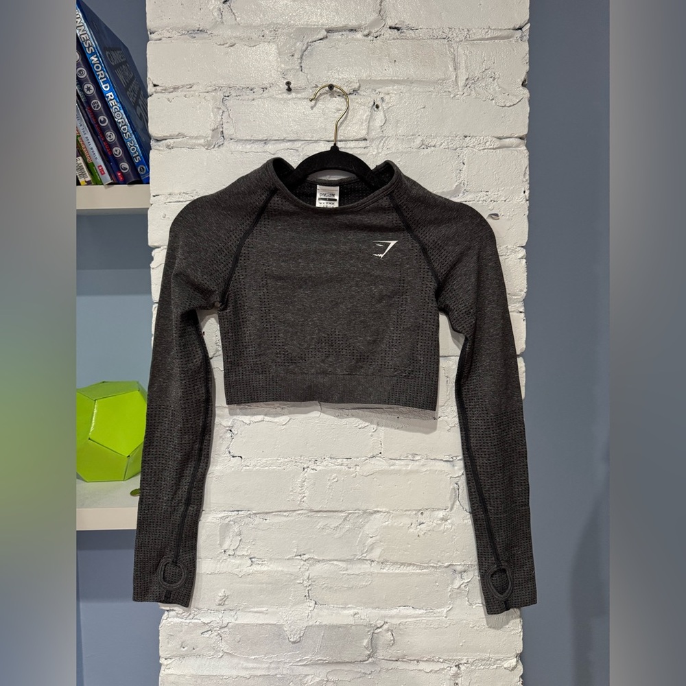 Gymshark VITAL SEAMLESS 2.0 CROP TOP Compression Fit‎ Size Small Gray